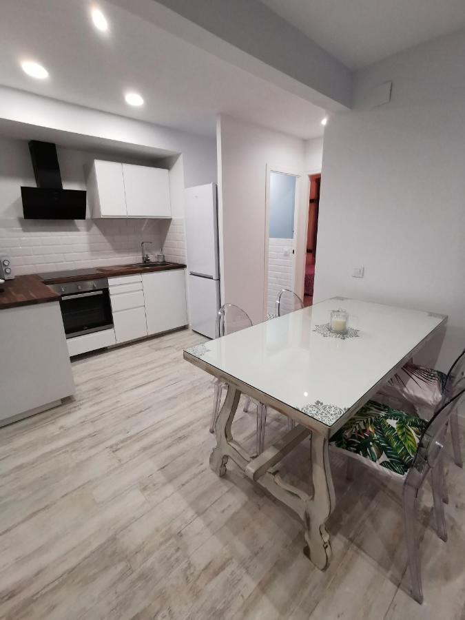 Apartamento Port De Roda De Bara -Roc Sant Gaieta Extérieur photo